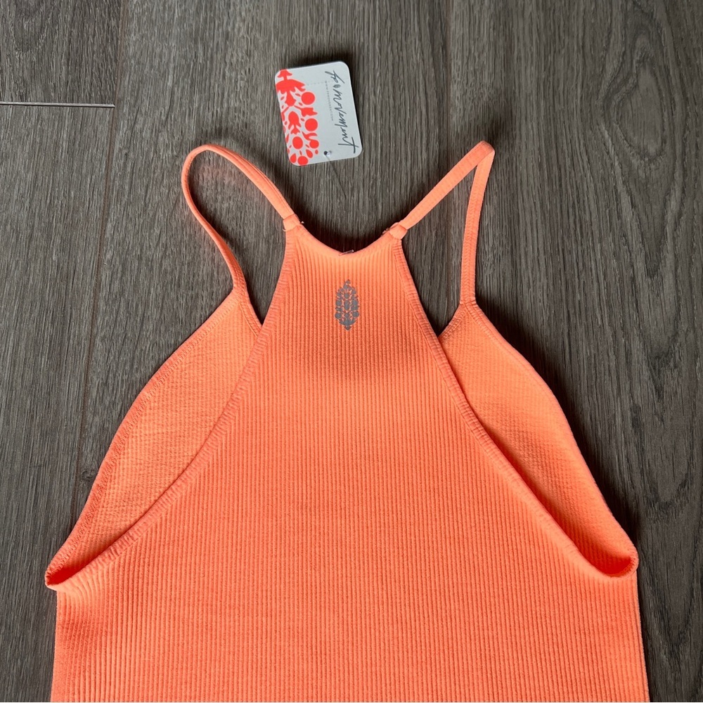 Free People Movement Happiness Runs Crop Tank In Peach Horizon Size M/L - Picture 12 of 14
